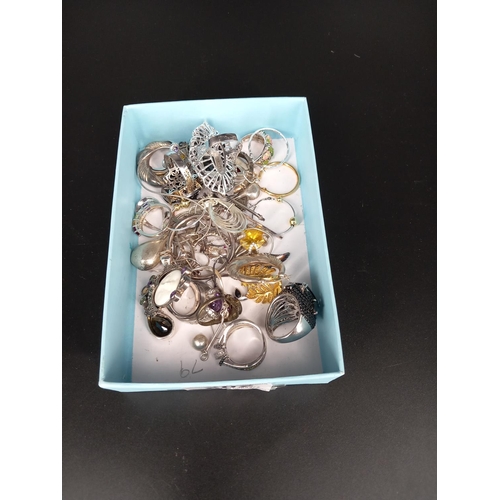 202 - A collection of silver jewellery (150 grams including stones)