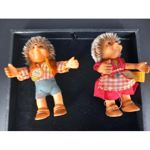 224 - Steiff Macki and Mucki hedgehogs with buttons and original labels