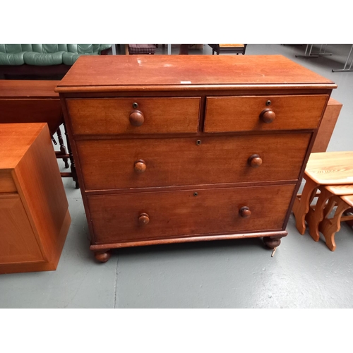 136 - A Victorian mahogany two over two chest of drawers