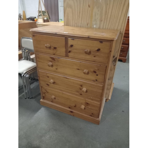 375 - Pine 2 over 3 chest of drawers