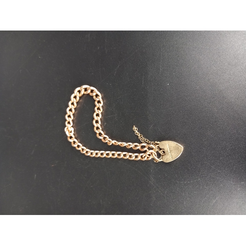 207 - A 9k gold chain link bracelet with locket clasp (weight 13.7 grams) each link is stamped