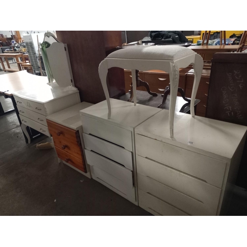 433 - 2 x white 4 drawer chest of drawers, white dressing table, white stool, and a pine bedside cabinet, ... 