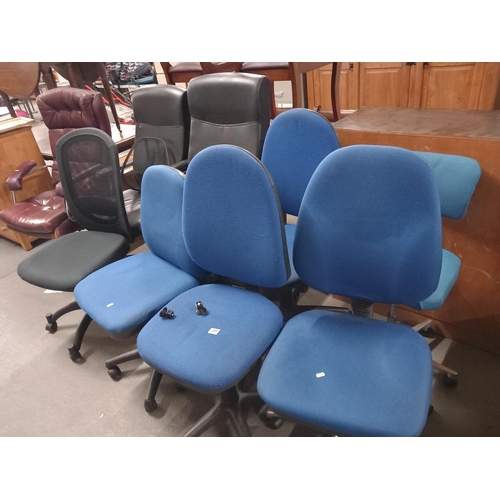 345 - 9 office chairs