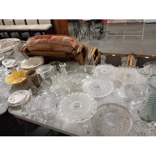 454 - Large quantity of China and glassware