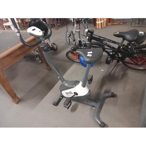 450 - A Lonsdale pedal bike