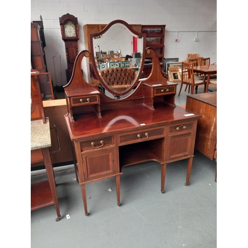 123 - A mahogany dressing table