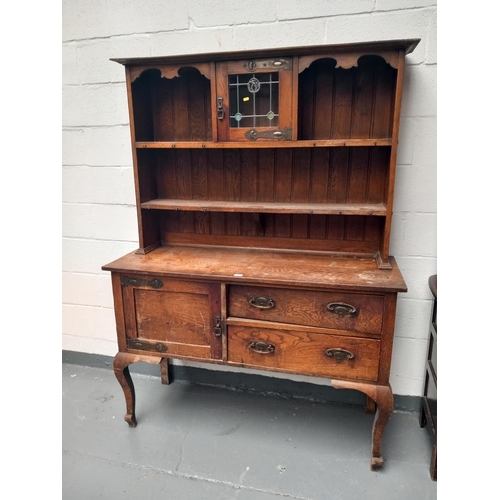 143 - An oak dresser