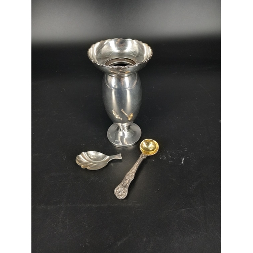 235 - A silver caddy spoon - London - Josiah Williams and Co (George Maudsley Jackson and David Fullerton)... 