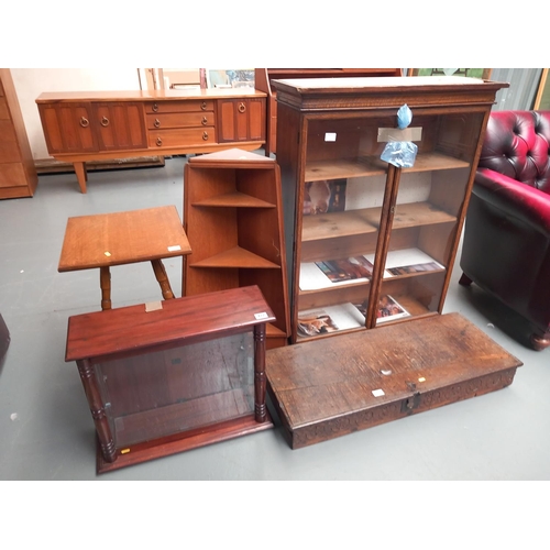 122 - An oak side table, display cabinet, corner cabinet, table top display cabinet and an oak box