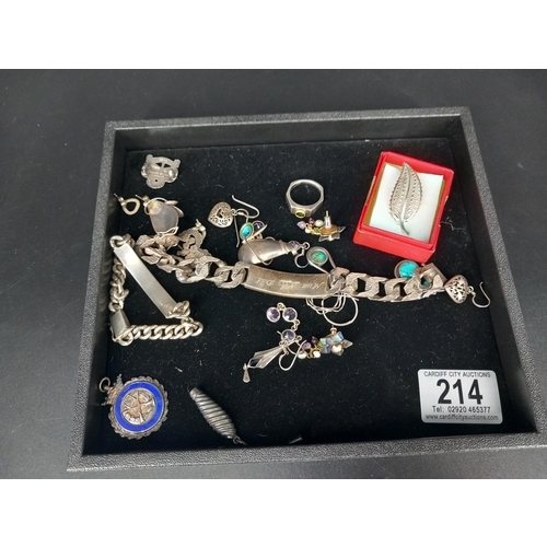 214 - A quantity of silver jewellery (combined weight 145g)