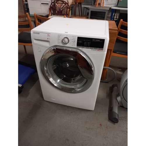 560 - A Hoover 8kg washing machine