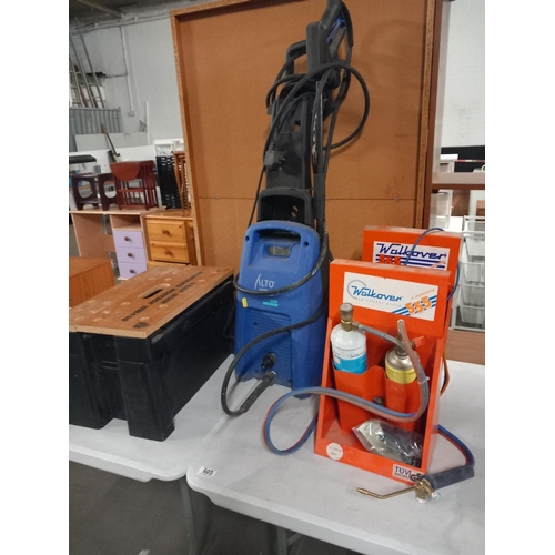 605 - A pressure washer, black and decker workmate and 2 Walkover 555 air compressors