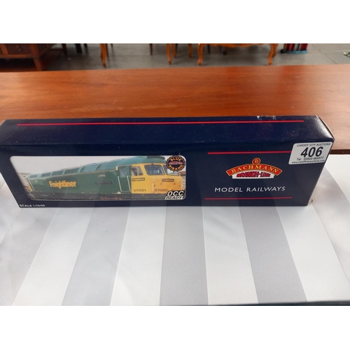 406 - New in box Bachmann DCC ready Class 57/0 Diesel 57011 Freightliner Challenger