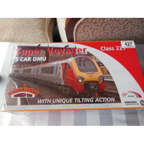 427 - Bachmann OO Gauge 32-625 Virgin Super Voyager Class 221 5 Car DMU