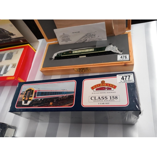 477 - Bachmann Branch-Line 31-511 OO Gauge Class 158 Regional Railways 3 CAR DMU 