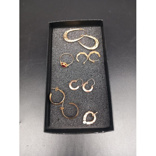 207 - 4 pairs of 9k gold earrings, a pendant and a 9k gold ring (combined weight 9.6 grams including stone... 