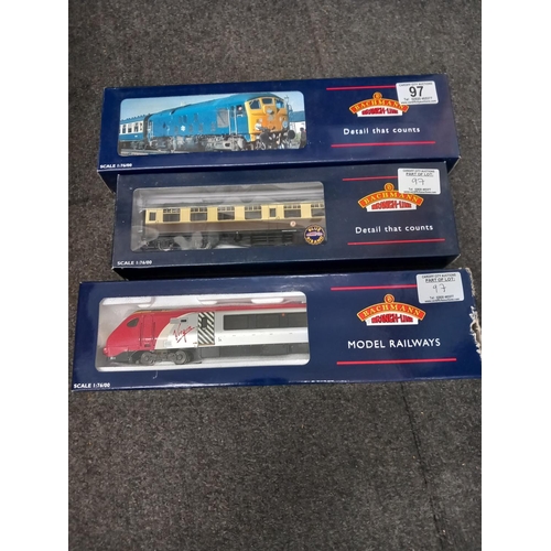 97 - Boxed Bachmann 39-029 BR MK1 Corridor SK WR Chocolate/Cream, boxed Bachmann Virgim locomotive and a ... 