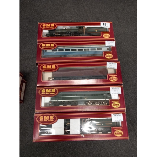 151 - A boxed Mainline 54125-5 Castle Class BR, a boxed Mainline 54125-2 Castle class GWR, a boxed Mainlin... 