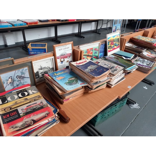 197 - A selection of motoring magazines from the 50s to the 70s to include Autocar, The Motor and framed p... 