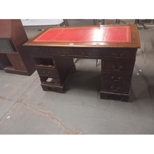 631 - Twin pedestal desk with leatherette insert