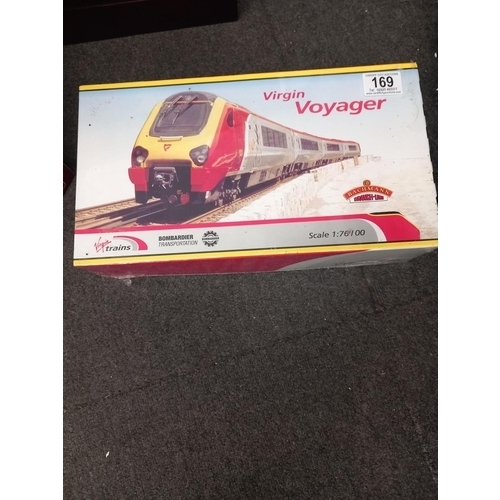 169 - Brand new in box Bachmann Virgin Voyager Class 220 Non Tilt 4 car Demu Maiden Voyger