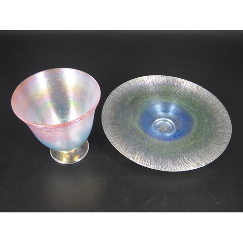 22 - British Studio Glass, Peter Tysoe vase and bowl circa 1975.

Engraved signature Peter Tysoe and orig... 