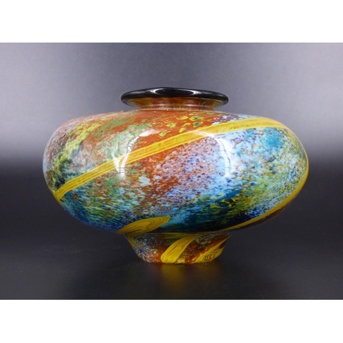 72 - Ioan Nemtoi, a squat bulbous polychrome vase.

Engraved signature Nemtoi, diameter 19cm.