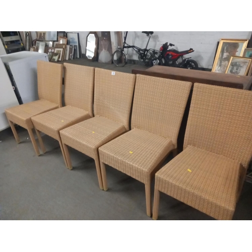 435 - 5 wicker dining chairs