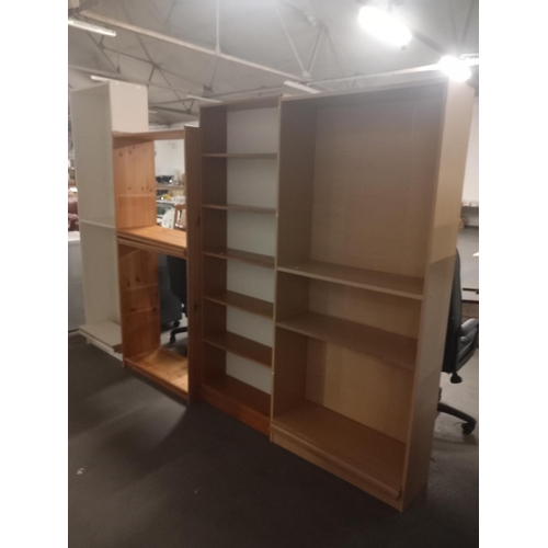 449 - 4 wooden bookcases