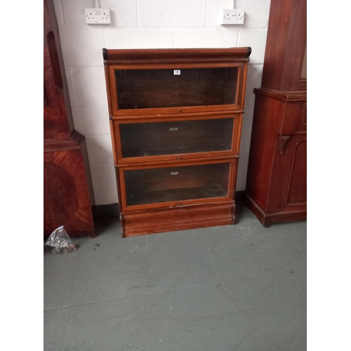 139 - A three section globe wernicke bookcase