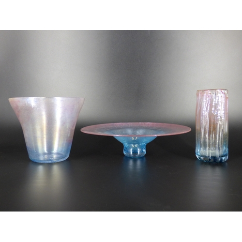 89 - Peter Tysoe studio art glass, flared vase, bowl and textured vase.

Engraved signature on bowl Peter... 