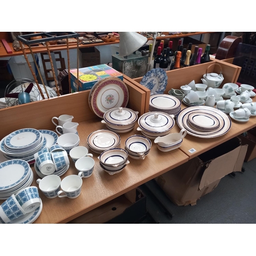 109 - Various tea/dinner services including Noritake