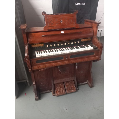 141 - A Mason and Hamlin organ