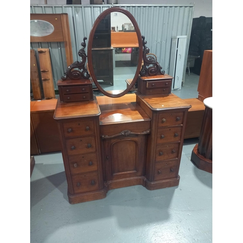 118 - A mahogany dressing chest