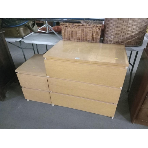 373 - A 3 drawer chest of drawers with matching bedside cabinet