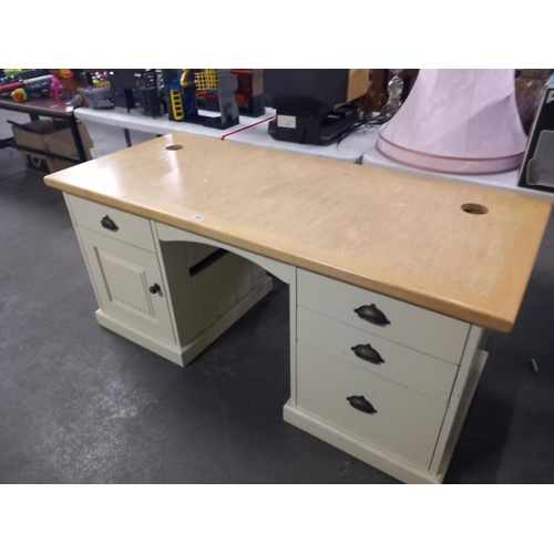 416 - Twin pedestal desk