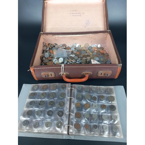 228 - A Large quantity of world coins