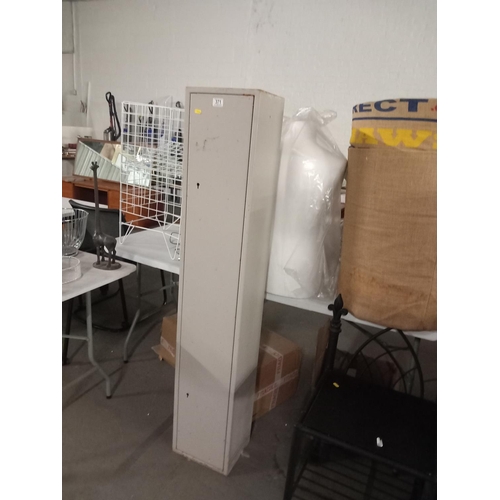 371 - A metal gun safe cabinet