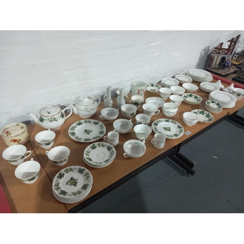 512 - A Royal Worcester and Wedgwood part tea sets