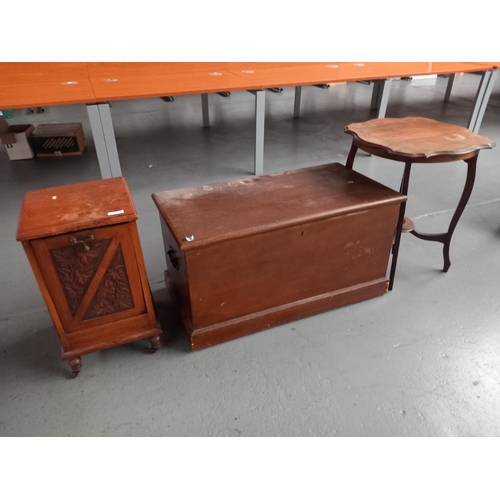 70 - An oak coal scuttle cabinet together with a blanket box and side table