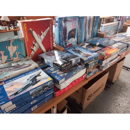 24 - A selection of airfix models