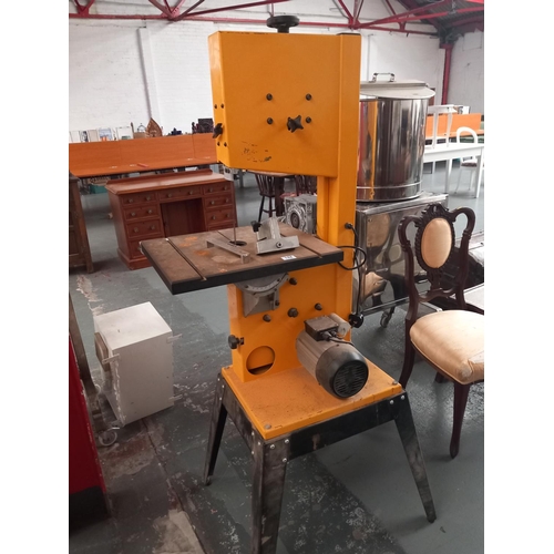 144 - A Perform 170mm bandsaw - Model Number CCBB