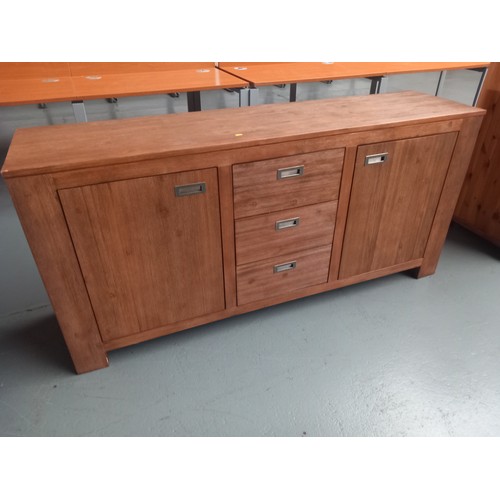 112 - A modern sideboard

Height 142cm
Width 81cm
Depth 56cm