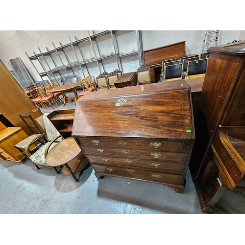 441 - A Victorian mahogany bureau

Height 110cm
Width 107cm
Depth 54cm