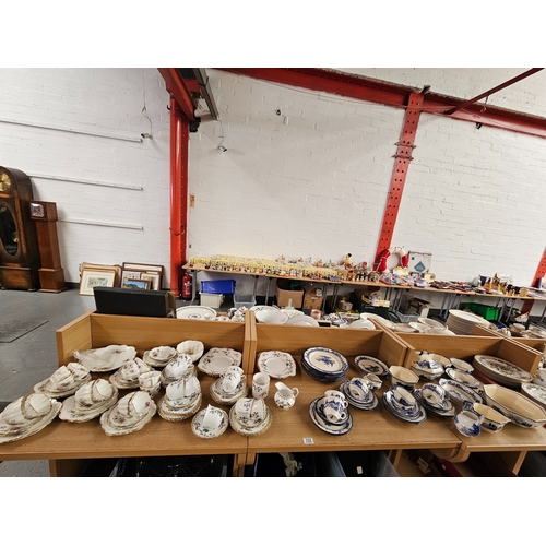 332 - Part tea and dinner services to include blue and white Royal Doulton, Tuscan china, etc