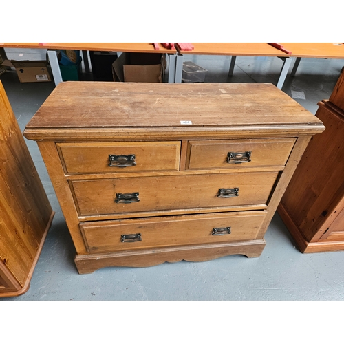 424 - A Victorian pine 2 over 2 chest of drawers 

Depth 45cm, Width 105cm, Height 90cm