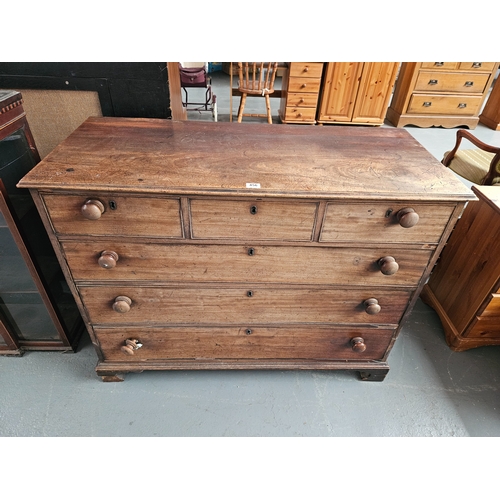 456 - A Georgian mahogany three over three chest of drawers

Height 94cm, Width 122cm, Depth 54cm