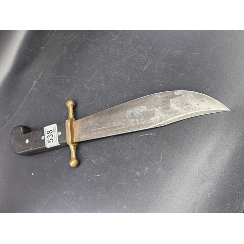 538 - An American US Army Air Force V 44 survival knife - this genuine Kinfolks knife was issued to surviv... 