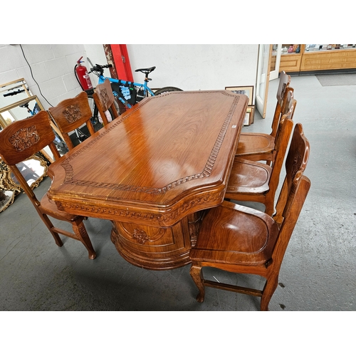 452 - A hardwood dining table with 6 chairs