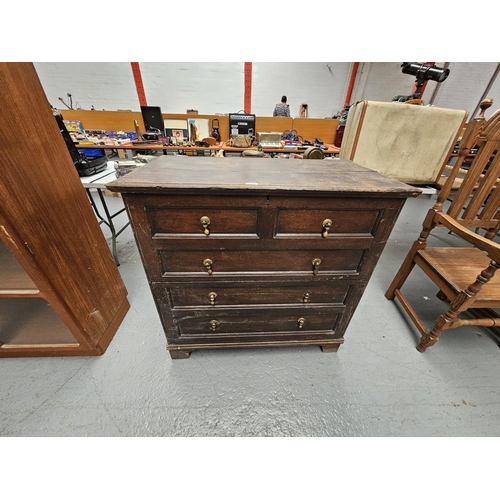 628 - An oak coffer with open top lid and one large bottom drawer

Measurements: Height 96cm, Width 98cm, ... 